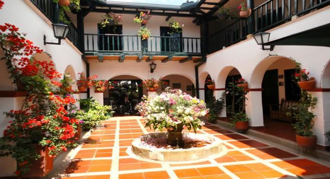 Hospederia La Roca Plaza Principal Bed and Breakfast Boyacá Eksteriør billede