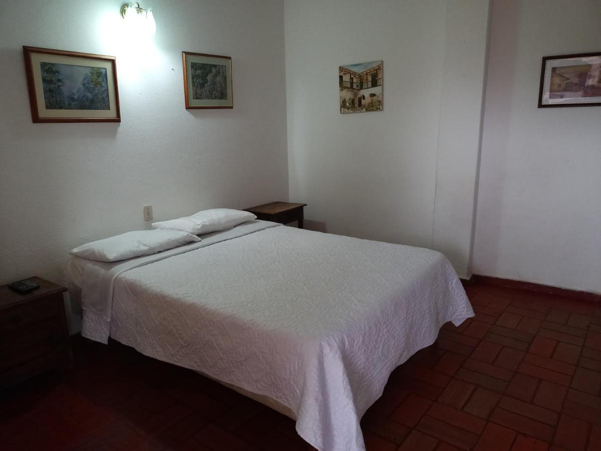 Hospederia La Roca Plaza Principal Bed and Breakfast Boyacá Eksteriør billede
