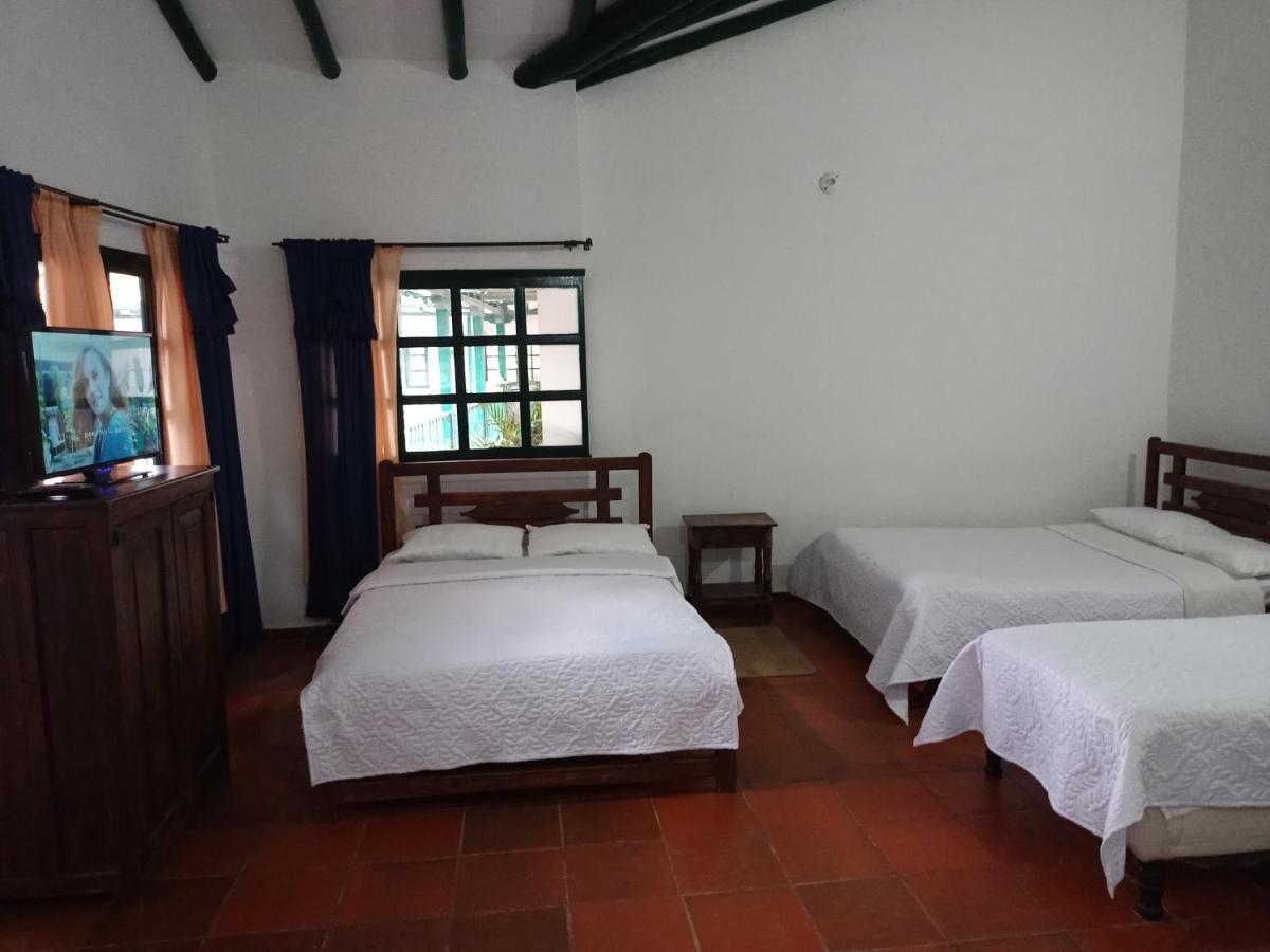 Hospederia La Roca Plaza Principal Bed and Breakfast Boyacá Eksteriør billede